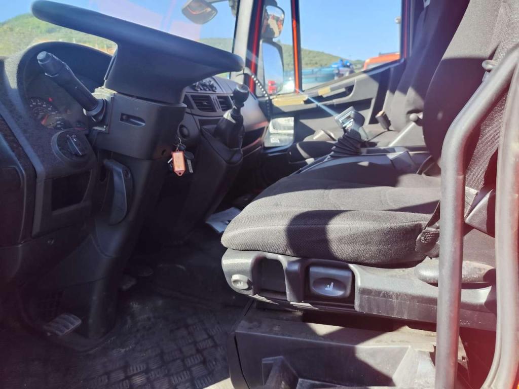 Iveco EUROCARGO 80-190 Foto 6