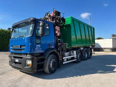 Iveco STRALIS 260.450 SCARRABILE CON GRU Foto 1