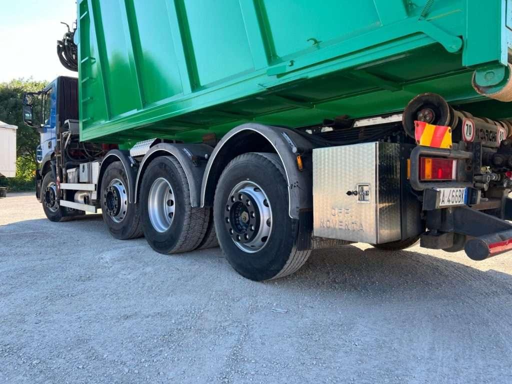 Iveco STRALIS 260.450 SCARRABILE CON GRU Foto 10