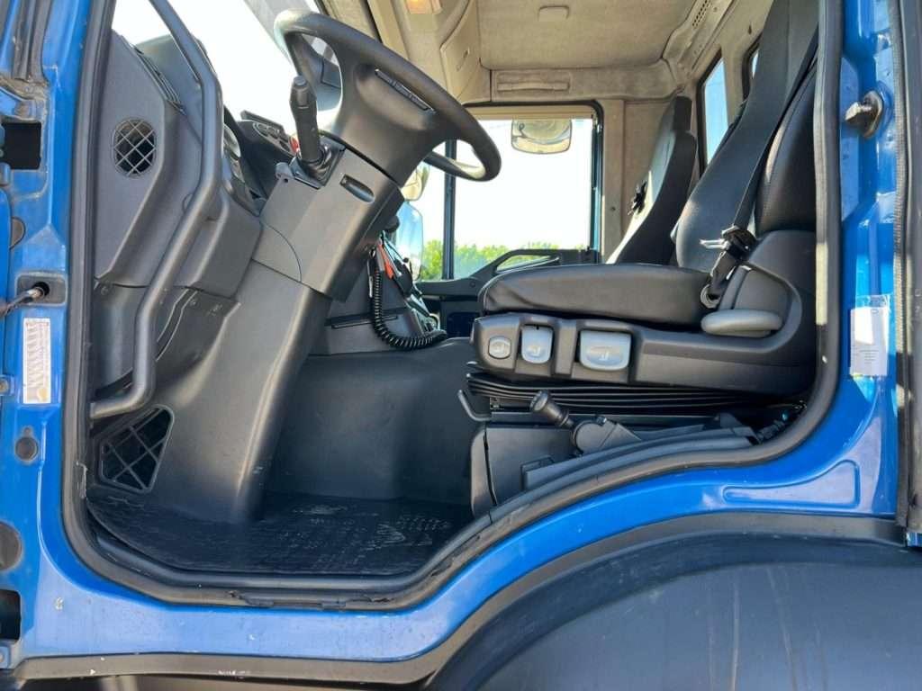 Iveco STRALIS 260.450 SCARRABILE CON GRU Foto 14