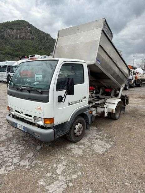 Nissan Cabstar Foto 9