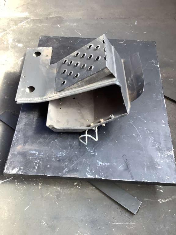 Capó y panel de carrocería para Hitachi ZX 135-5 Foto 2