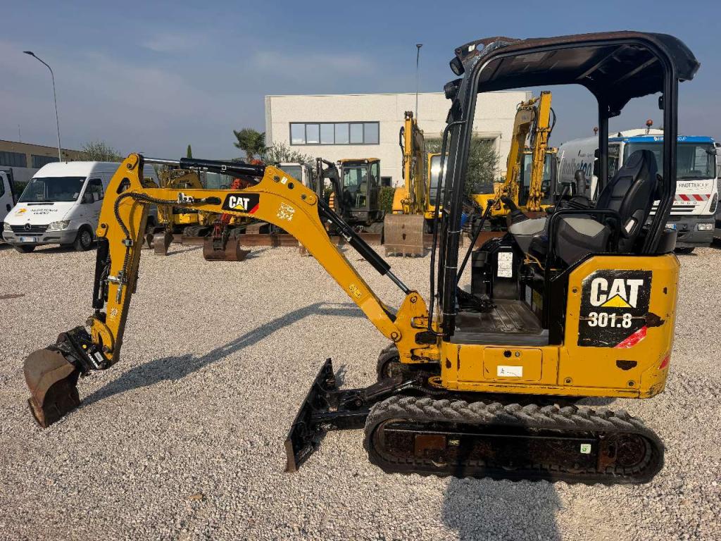 Caterpillar 301.8 Foto 7