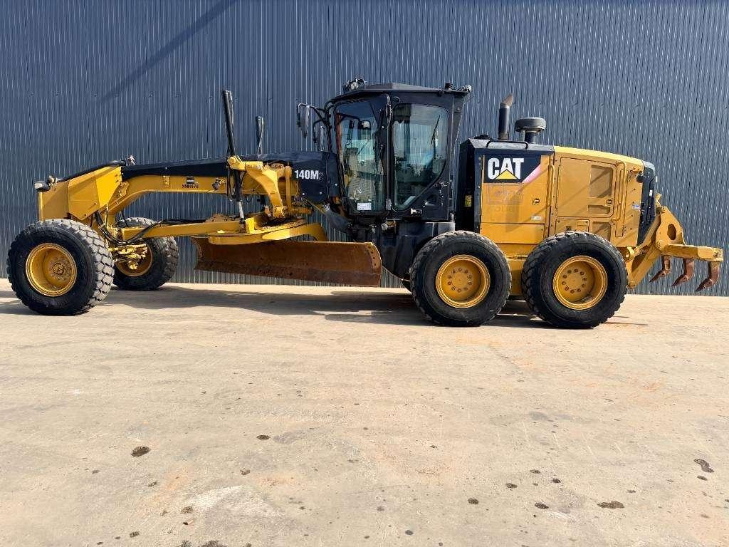 Caterpillar 140M2 Foto 2