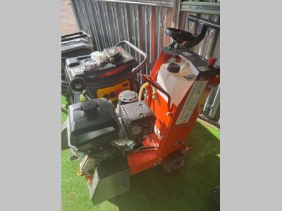 Husqvarna FS400LV NO DISCO vendida por B.D. Commerciale Srl