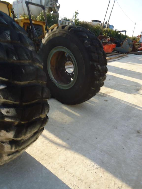 Neumático con llantas para MISURA 17.5 R25 Foto 3
