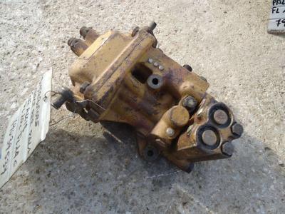 Palanca de cambios para Fiat Allis FL10C - FL14C - CODICE 79039539 - vendida por OLM 90 Srl