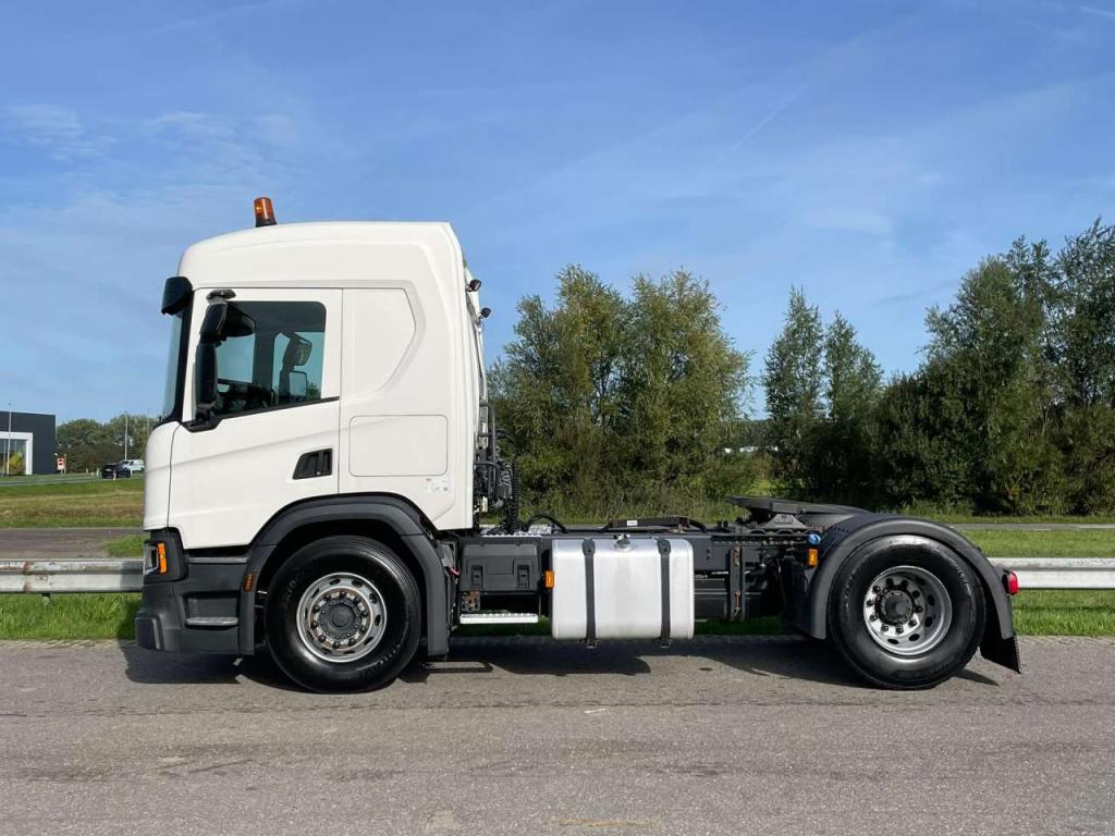 Scania P450 A4X2NA Foto 2