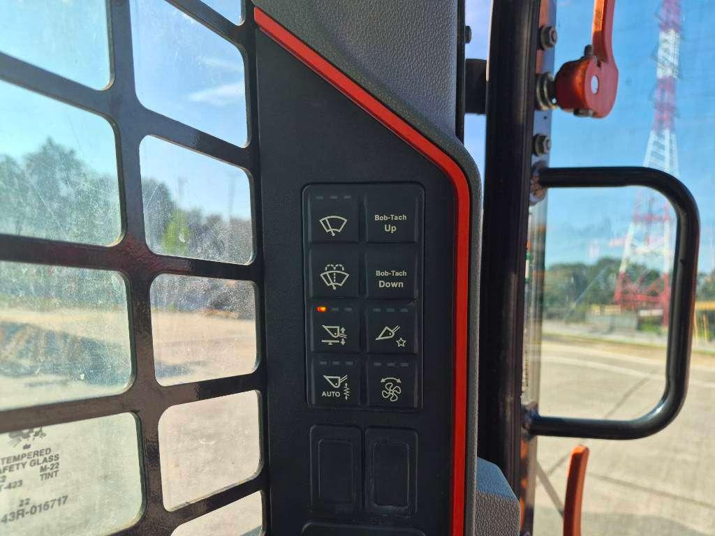 Bobcat T 76 Foto 16