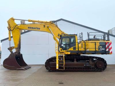 Komatsu PC700LC-8EO Adjustable Undercarriage / Hydr Stairs vendida por Boss Machinery
