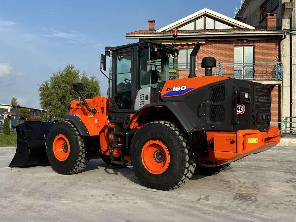 Hitachi ZW180-5B Foto 3