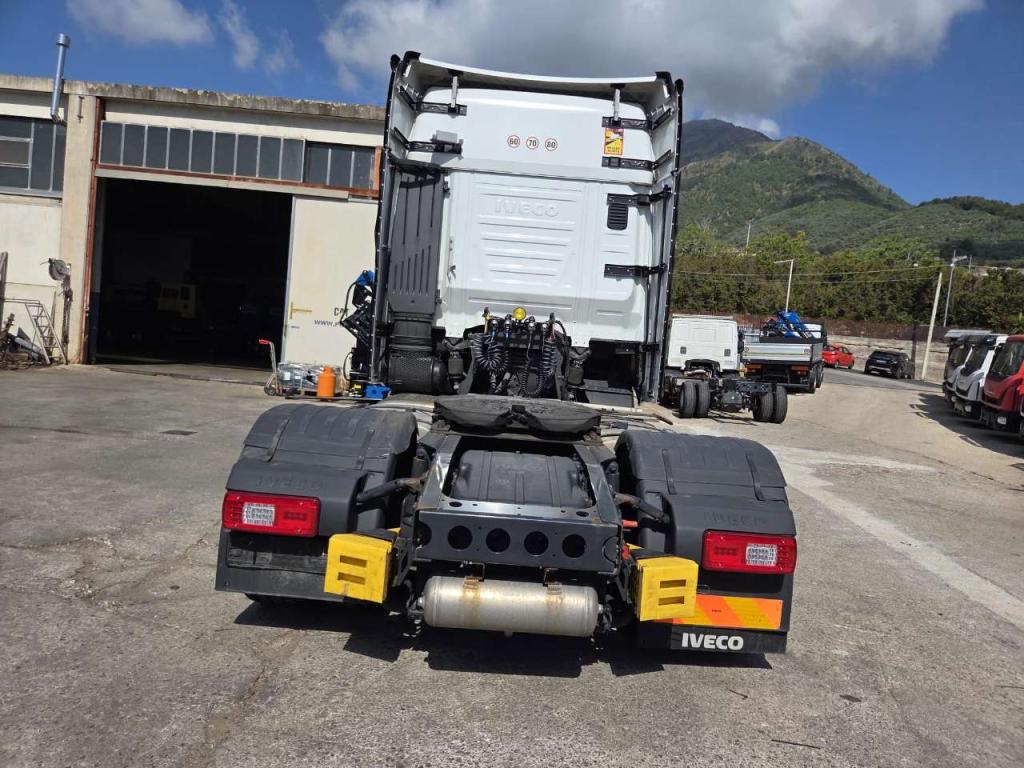Iveco S-WAY S490 Foto 23