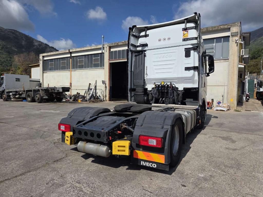 Iveco S-WAY S490 Foto 26