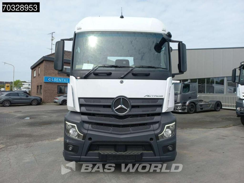 Mercedes-Benz Actros 1842 4X2 RHD Unused! ClassicSpace Foto 3