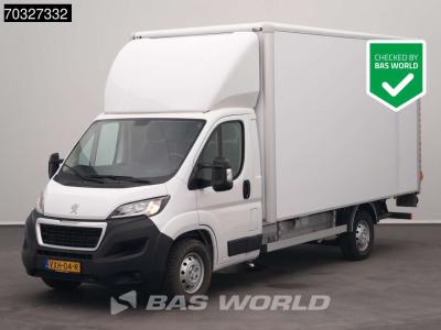 Peugeot Boxer 140PK 433cm Hoog Laadklep Zijdeur Bakwagen Navi Airco Cruise Camera D'Hollandia Euro6 Meubelb vendida por BAS World B.V.