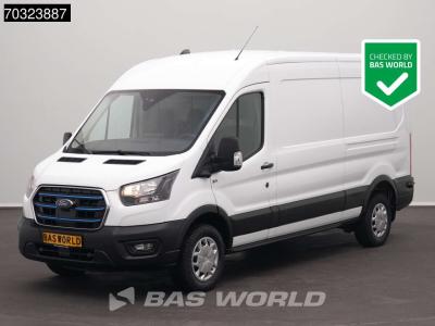 Ford e-Transit 184pk L3H2 L3 Elektrisch 68kWh 317km WLTP Navi Airco Cruise Parkeersensoren v+a SYNC4-Dis vendida por BAS World B.V.