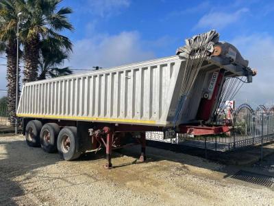Cardi Semirremolque basculante vendida por Ventura Srl