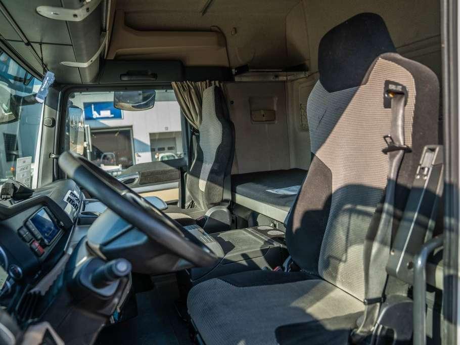 Man TGX 18.460 XLX BLS -INTARDER-ADR Foto 10