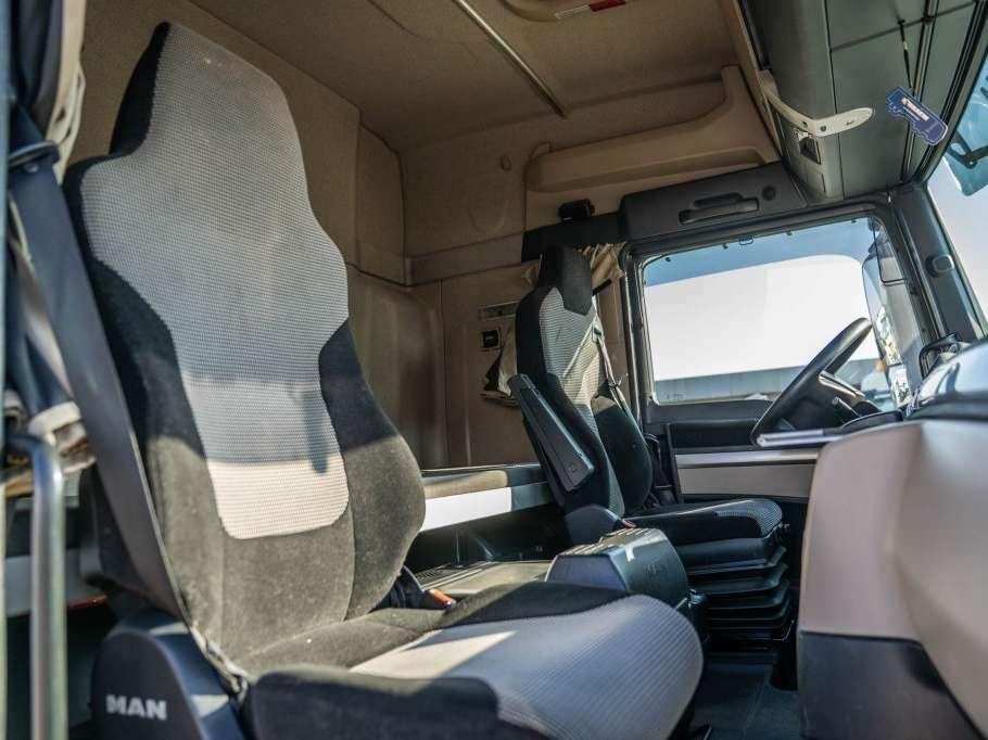 Man TGX 18.460 XLX BLS -INTARDER-ADR Foto 17