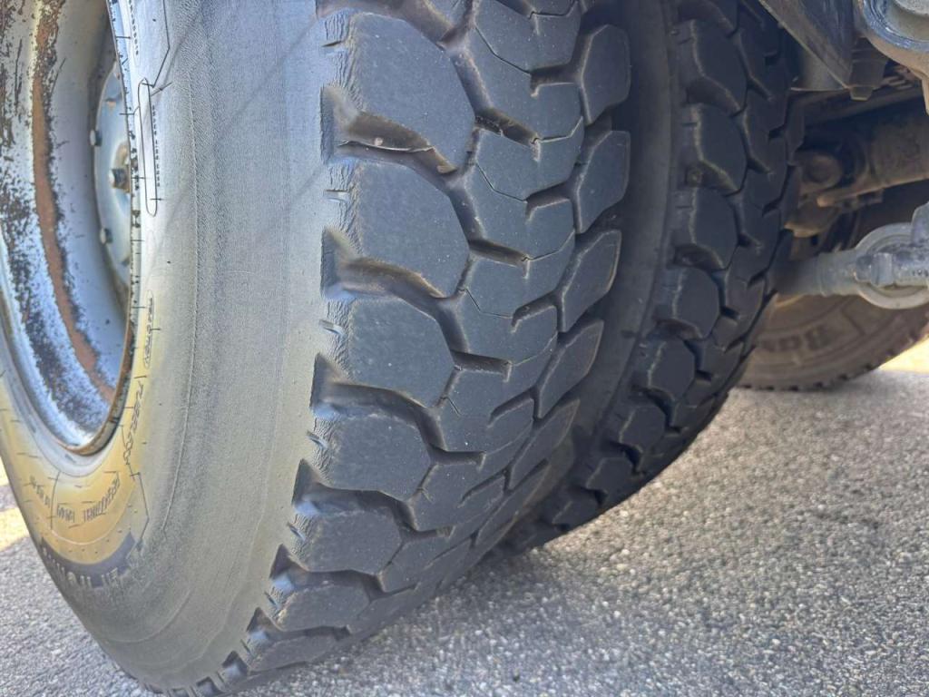 Iveco 330 6x4 Foto 21