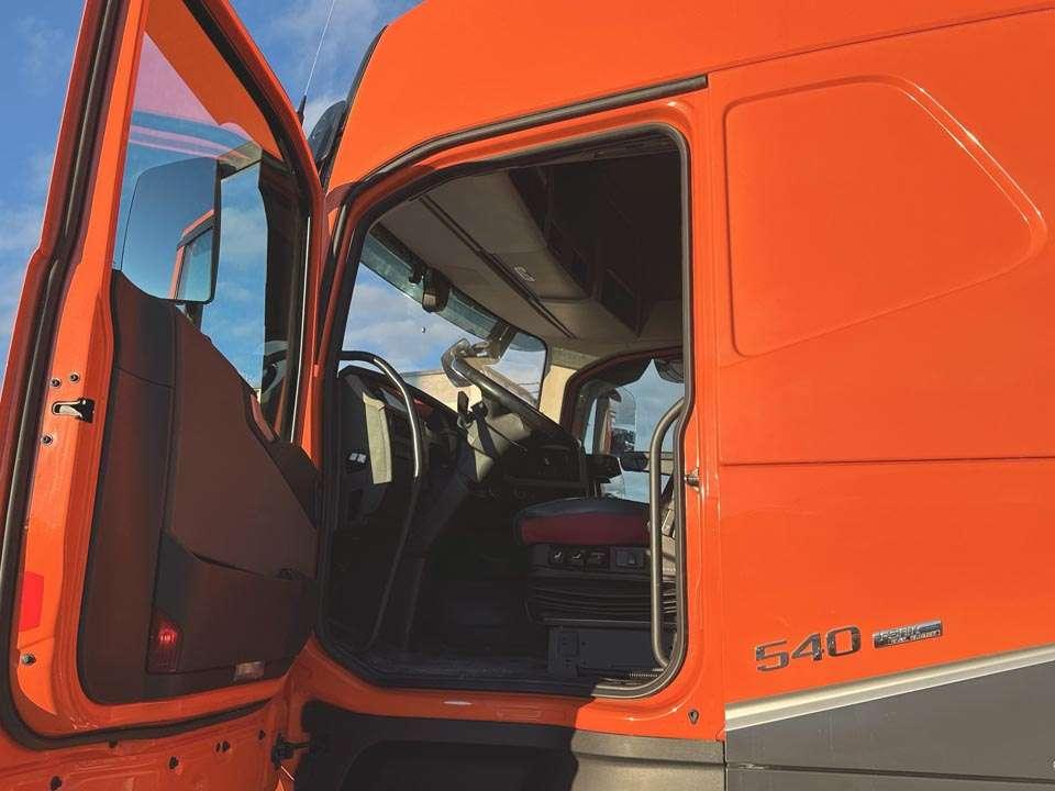 Volvo FH 540 42T 4x2 Foto 15