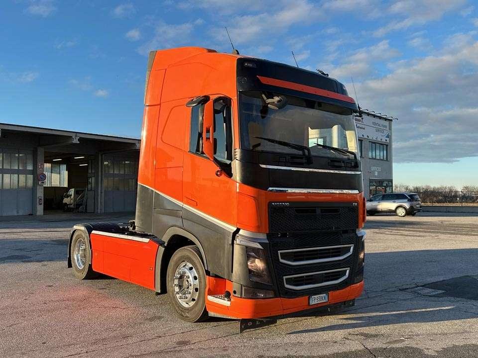 Volvo FH 540 42T 4x2 Foto 22