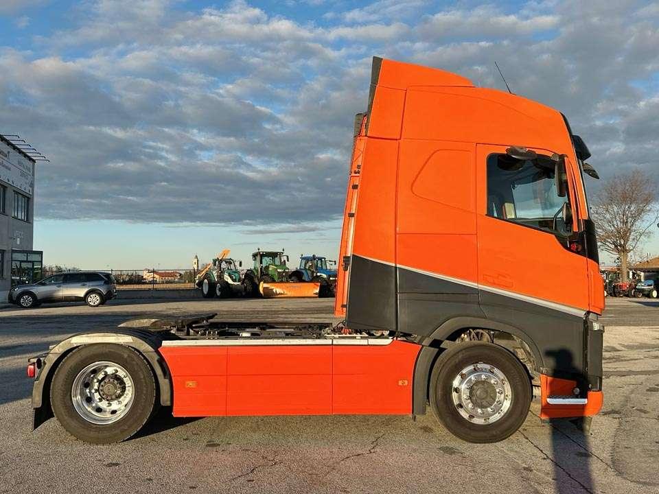 Volvo FH 540 42T 4x2 Foto 24