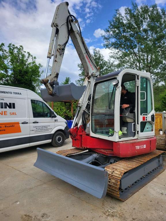 Takeuchi TB 153 FR Foto 1