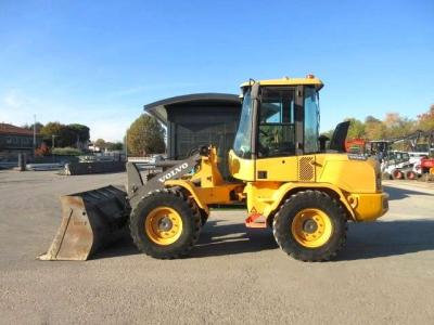 Volvo L30 GS vendida por Oricom Srl