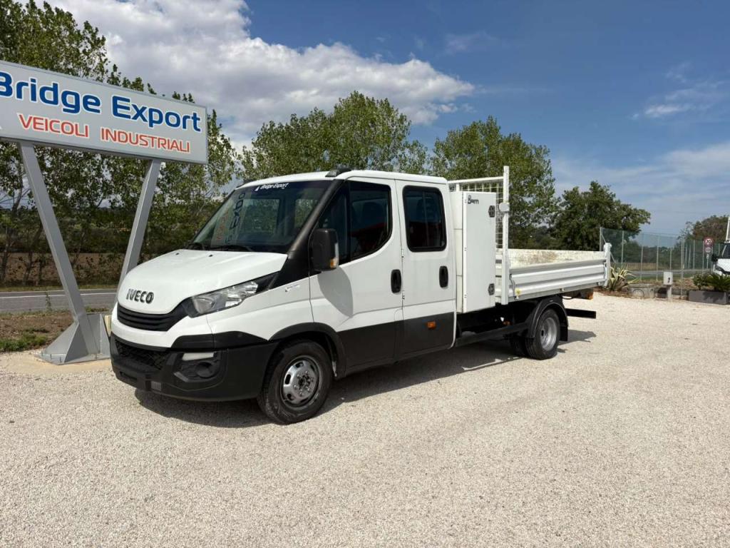 Iveco DAILY 35C14 doppia cabina ribaltabile EURO 6 Foto 1