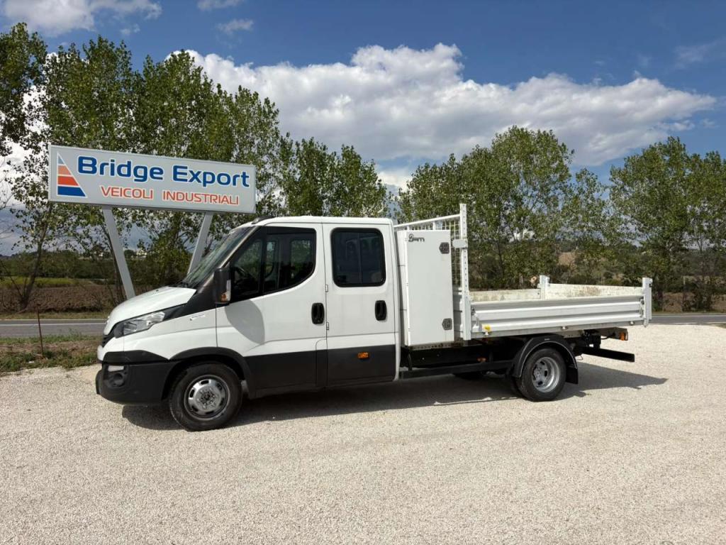 Iveco DAILY 35C14 doppia cabina ribaltabile EURO 6 Foto 2