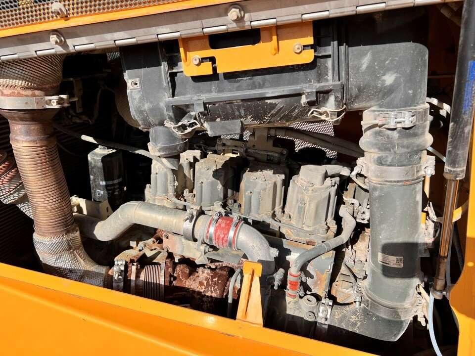 Liebherr 736 Foto 16