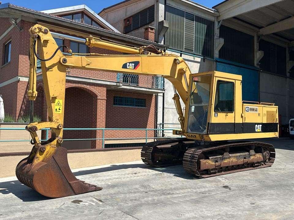 Caterpillar 215B LC Foto 1