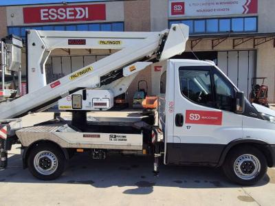Palfinger P240AXE vendida por Essedi Macchine Srl