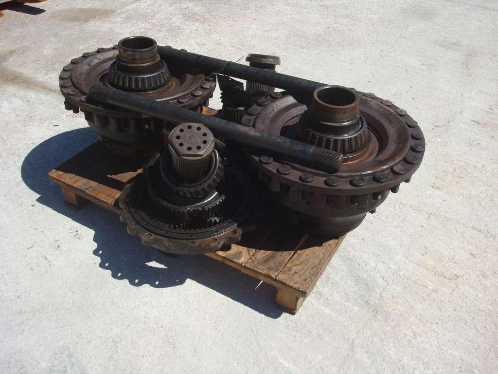 Reductor trasero para Hitachi LX290 Foto 3