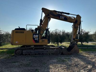 Caterpillar 323FLN Foto 1