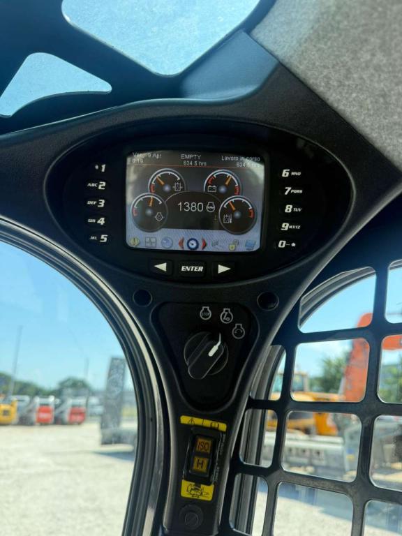 Bobcat T590 Foto 10