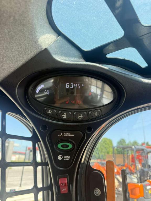 Bobcat T590 Foto 11