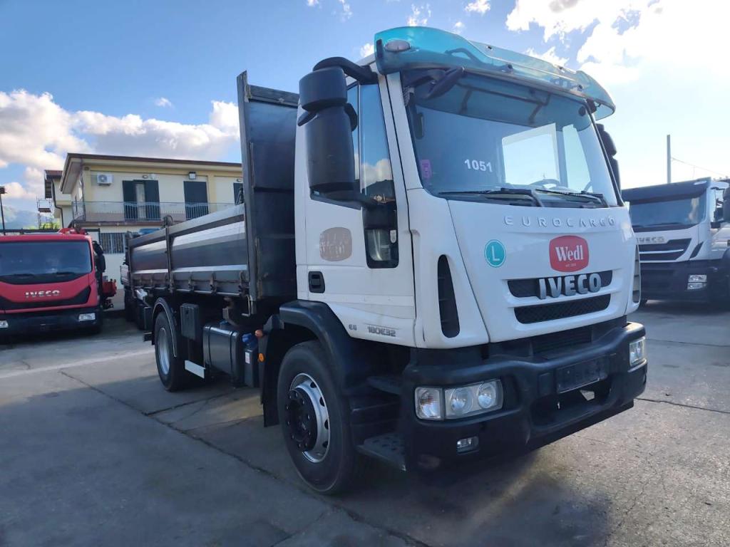 Iveco EUROCARGO 180E32 Foto 16