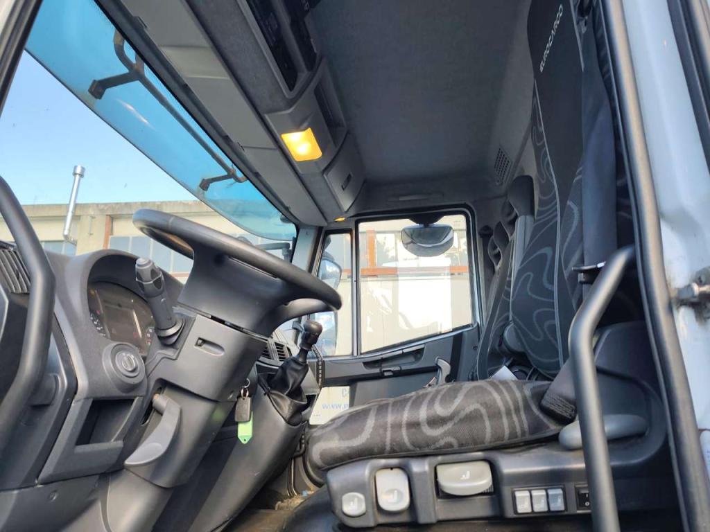 Iveco EUROCARGO 180E32 Foto 23