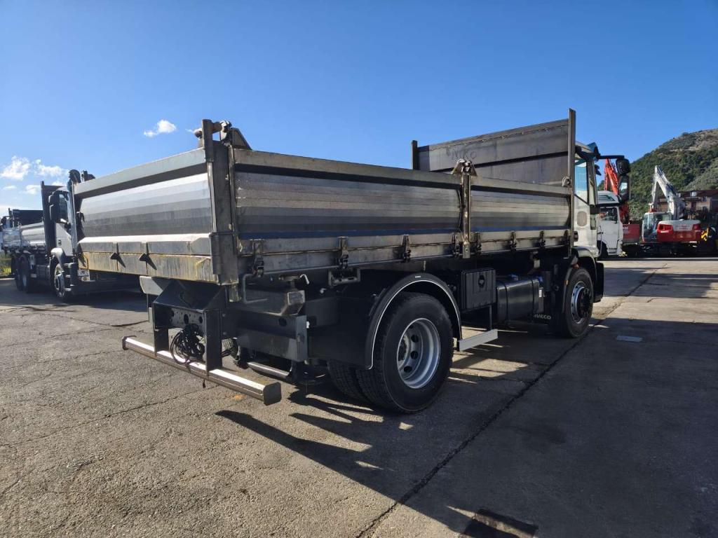 Iveco EUROCARGO 180E32 Foto 6