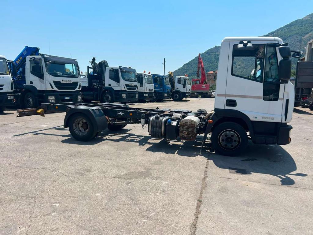 Iveco EUROCARGO 100E18 Foto 11
