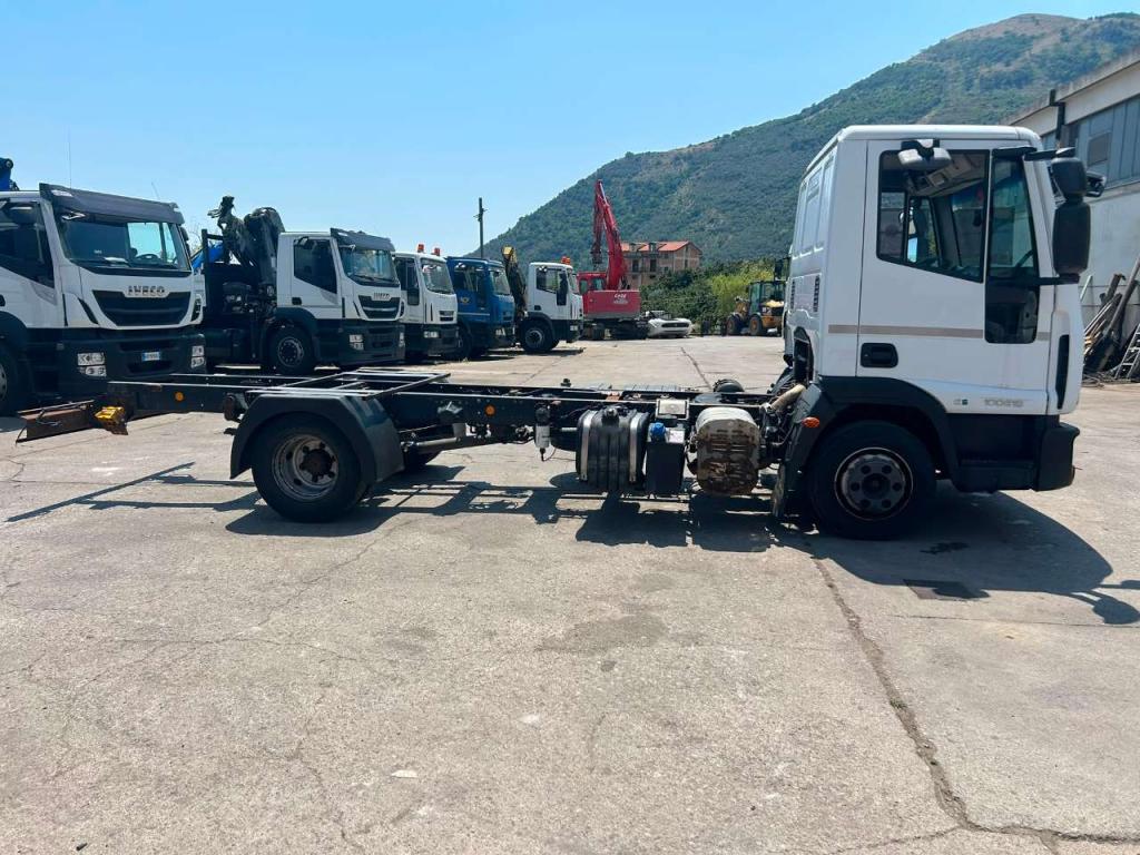 Iveco EUROCARGO 100E18 Foto 12