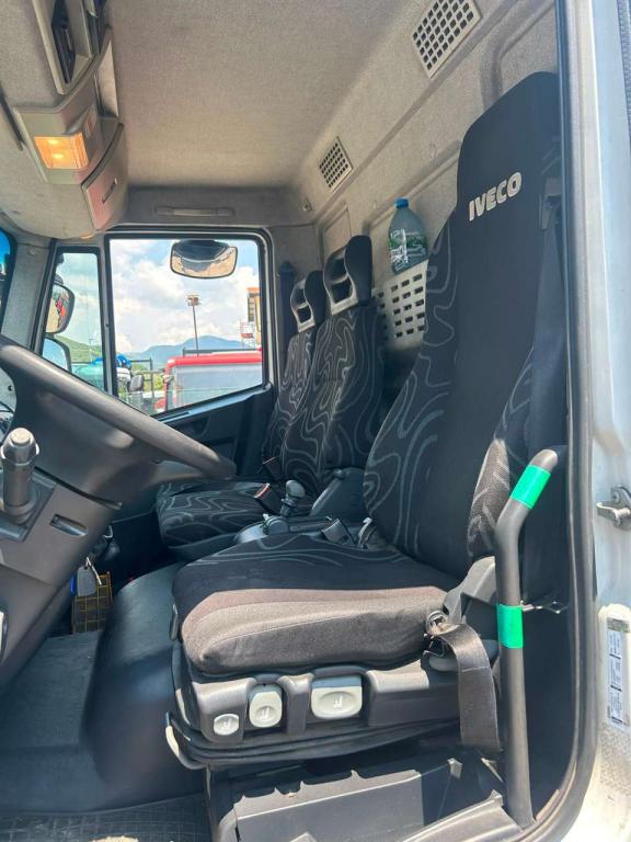Iveco EUROCARGO 100E18 Foto 29