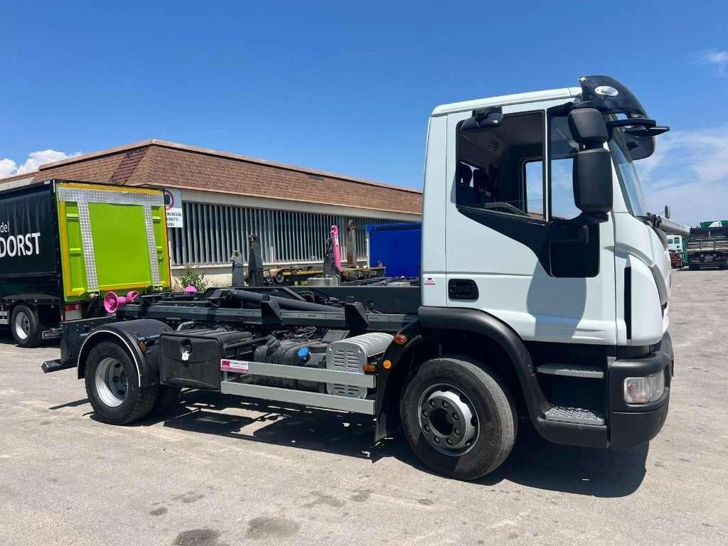 Iveco EUROCARGO 150E18K SCARRABILE Foto 3