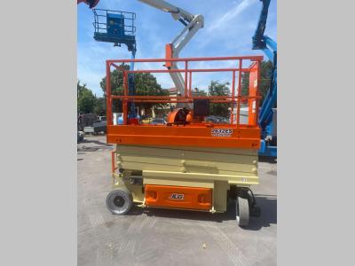 JLG 2632ES vendida por Centro Usato Srl