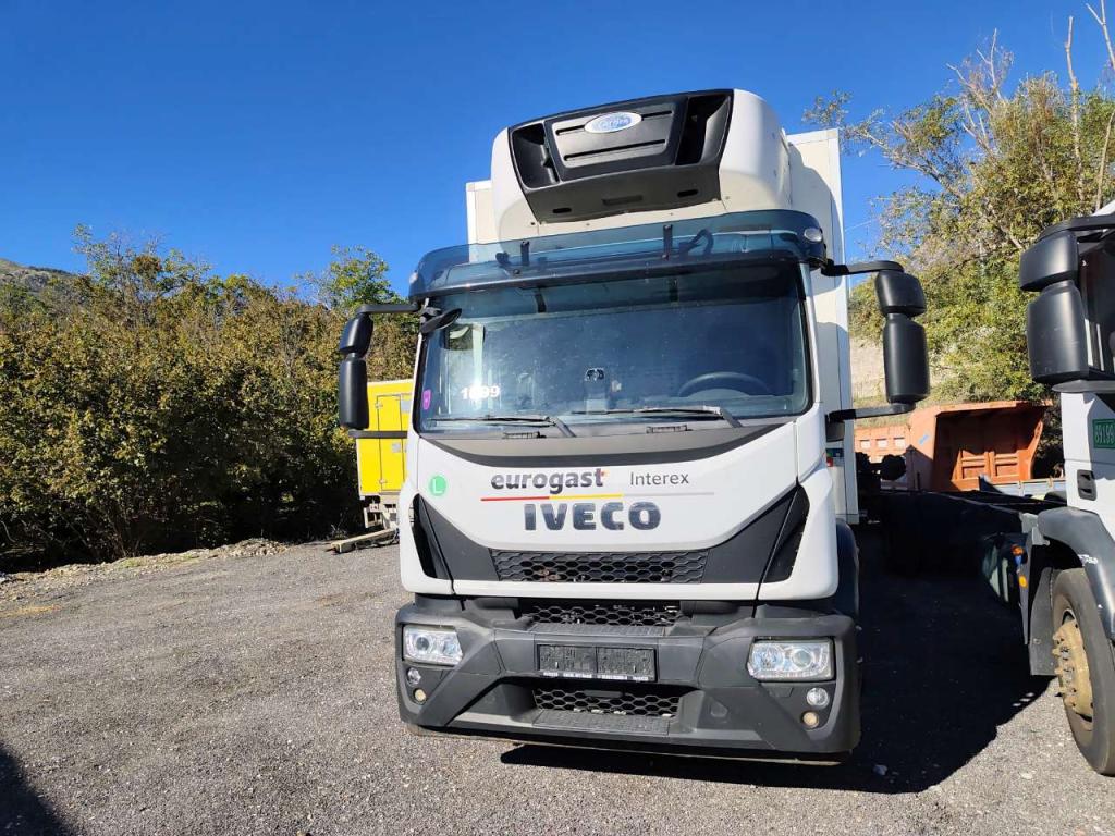 Iveco EUROCARGO 180-320 Foto 2
