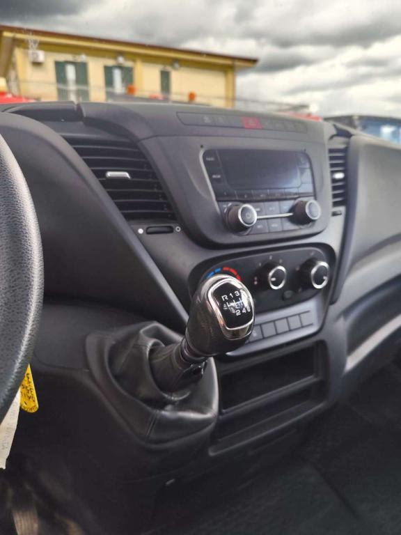 Iveco DAILY 35-140 Foto 15