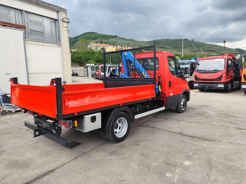 Iveco DAILY 35-140 Foto 4