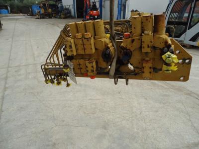 Distribuidor hidraulico para Fiat Allis FE18 vendida por OLM 90 Srl